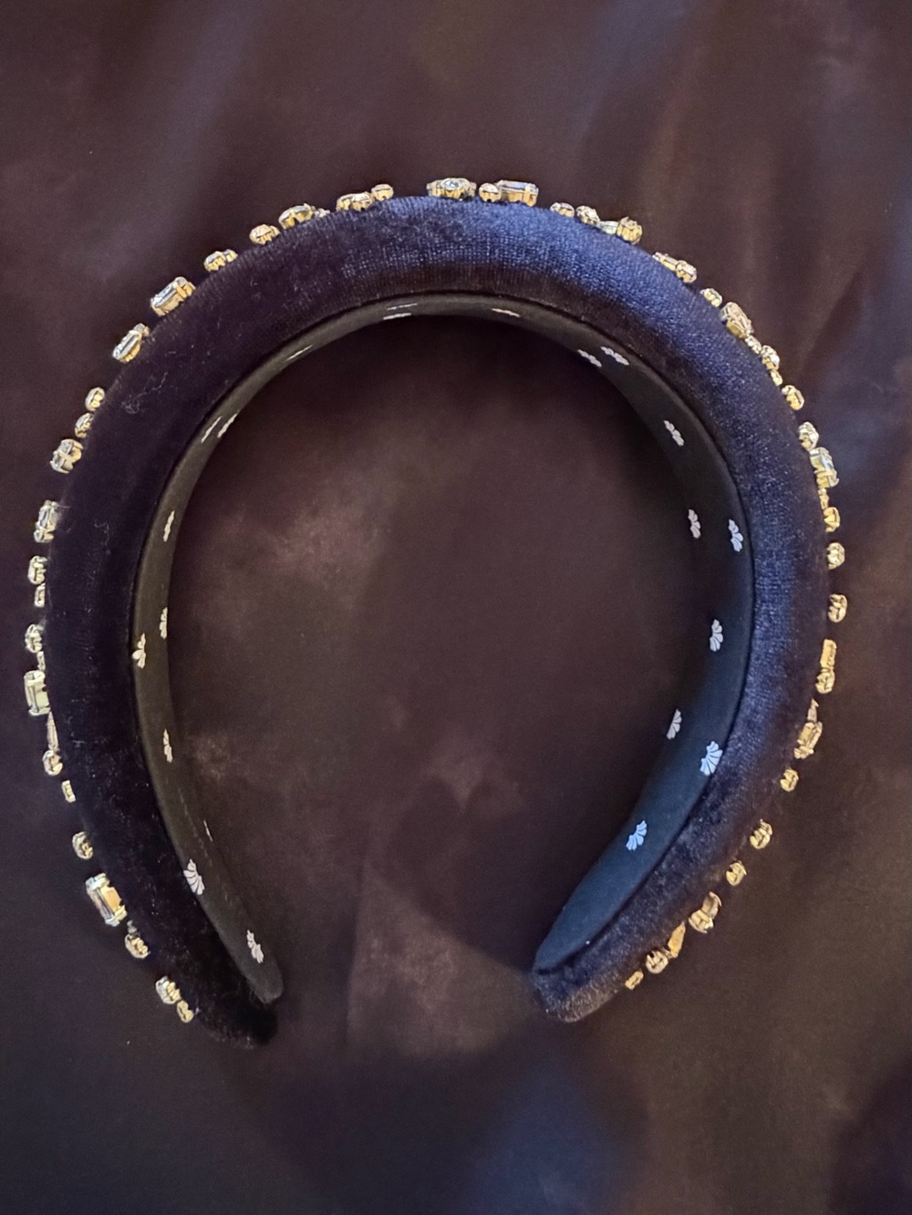 LELE SADOUGHI black velvet with gold mountings holding crystals headband